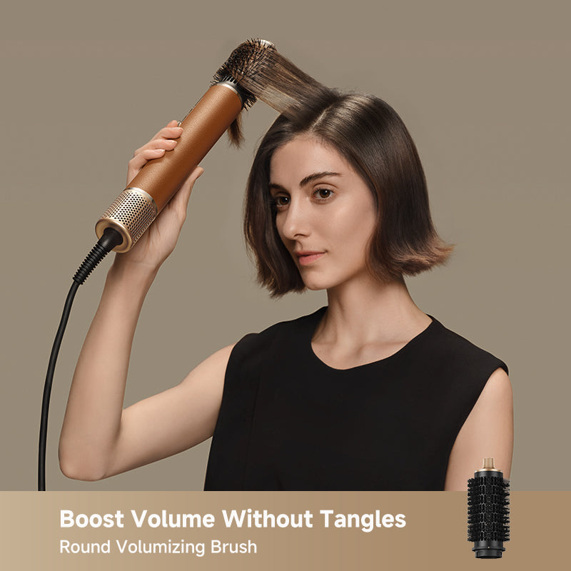 Round volumising brush